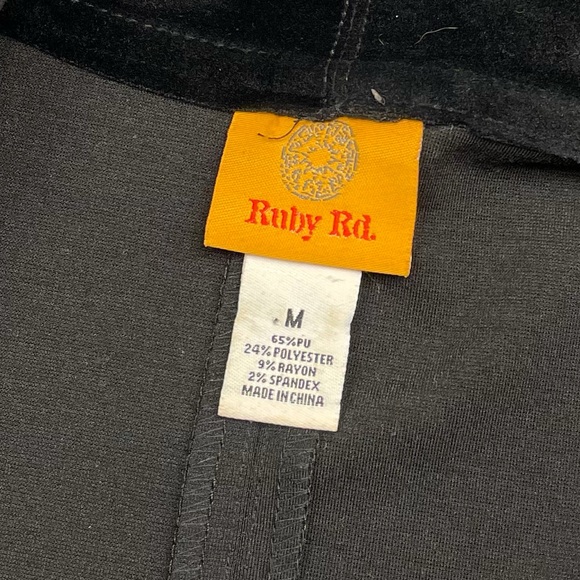 RUBY RD. Leather/Suede Look Vest, Black, Size Medium - Picture 3 of 4